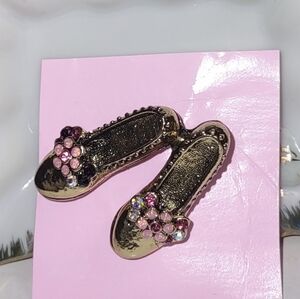Golden High Heel Shoes Jeweled Brooch